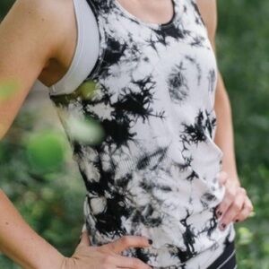 ZYIA Monochrome Tie-Dye black/white  Tank